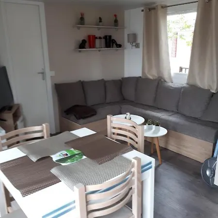 אתר קמפינג Mobilhome Neuf De 2020 , Chambres Spacieuses *