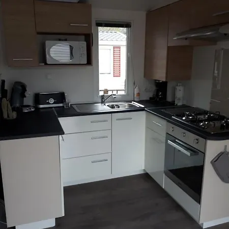 אתר קמפינג Mobilhome Neuf De 2020 , Chambres Spacieuses